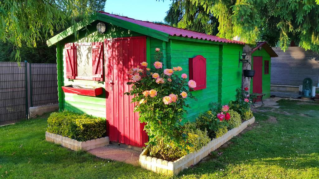 Domaine De La Dame Blanche Casa de hóspedes *